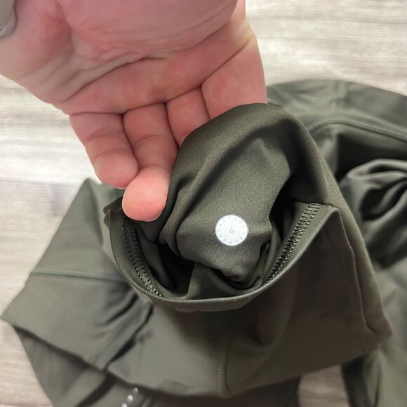 Lululemon Athletic Fast & Free Crop Yoga Pants II Dark Olive Women’s Sz 4 - Picture 8 of 9